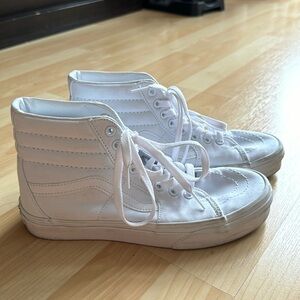 Vans high top women’s in white